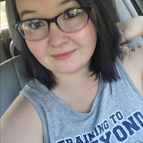 Meet your Posher, Kate - Picture 5 of 6